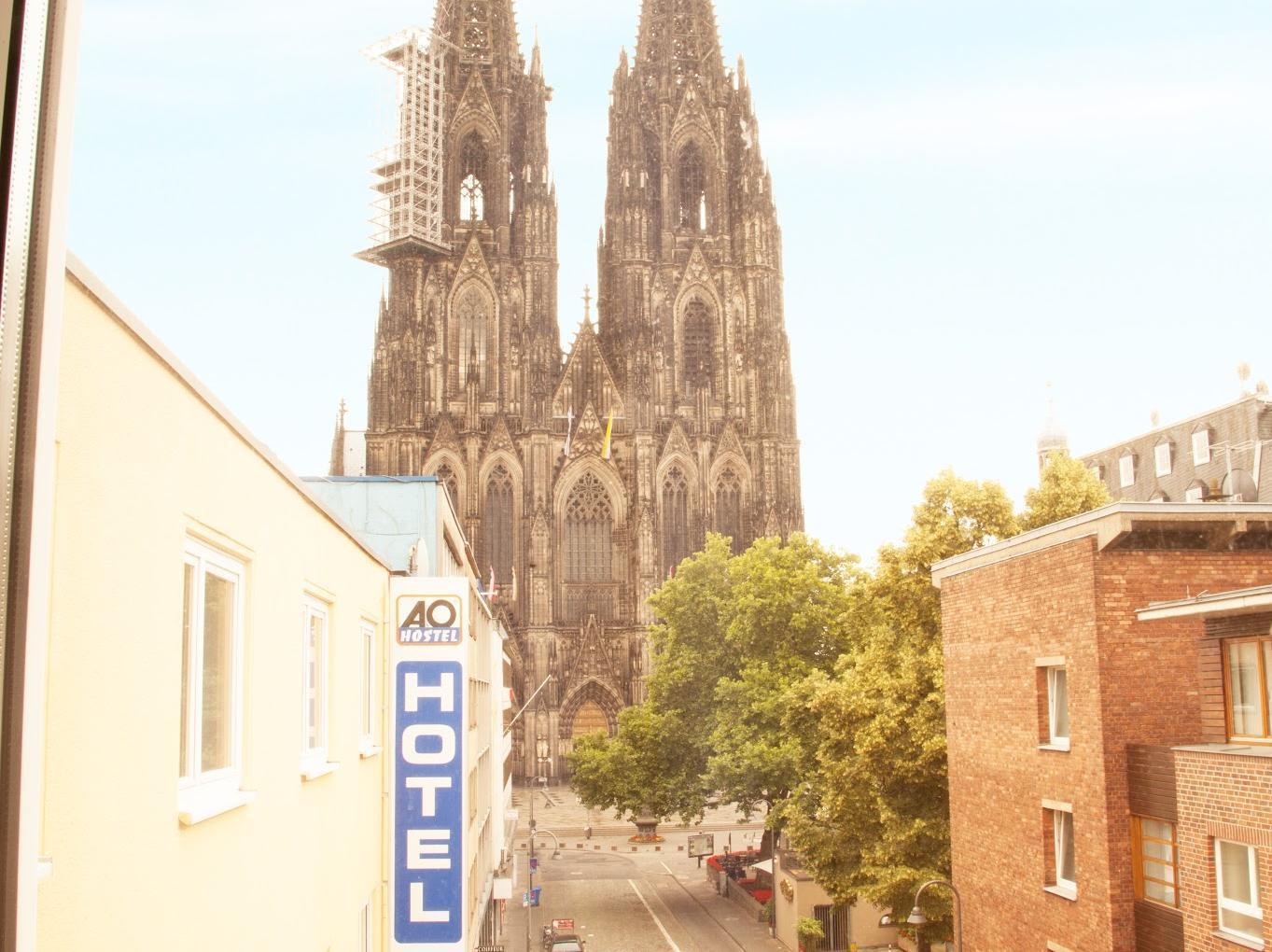 Отель A&O Koeln Dom Экстерьер фото